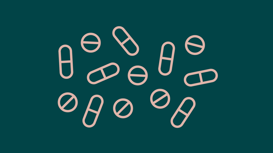 dibujo de pastillas rosadas sobre fondo verde petroleo